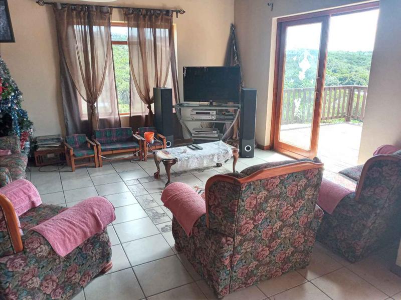 5 Bedroom Property for Sale in Stilbaai Wes Western Cape